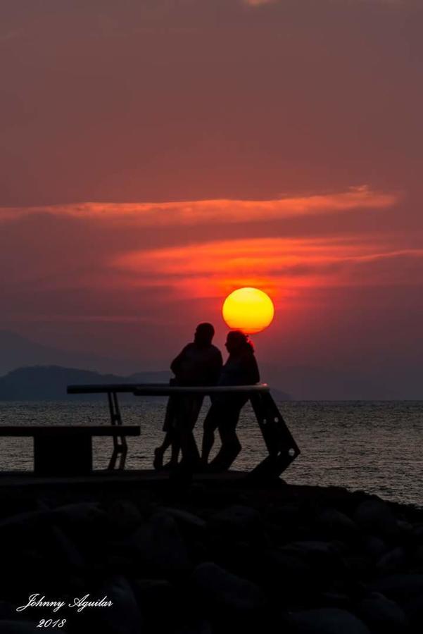 Atardecer Porteno Hotell Puntarenas Exteriör bild